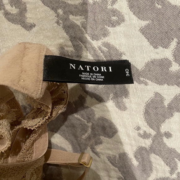 Natori Feathers Bra Bundle of 3 bras: 34D - Picture 10 of 10